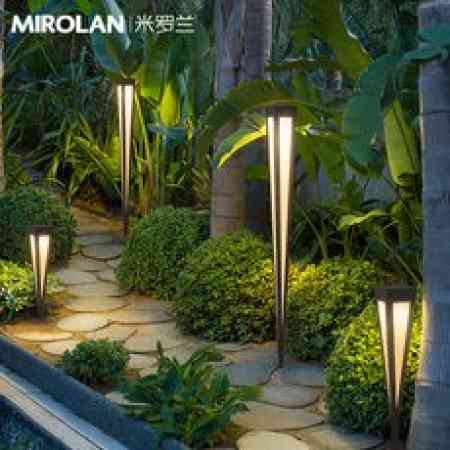 MODERN GARDEN LIGHT