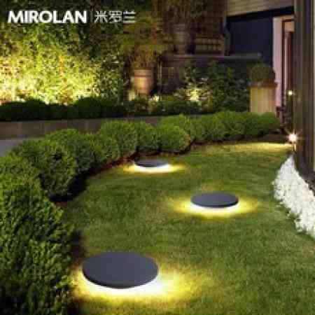 MODERN GARDEN LIGHT