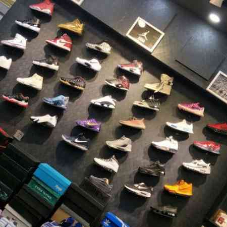 Monopoly shoe store shoe care covered wall shelf tag may put metal shoe rack shelf shoe designed sports shoes